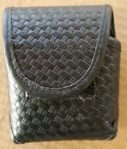 UNCLE MIKE&#039;S SIDEKICK DUAL RETENTION SLIMLINE CUFF CASE, BLACK, BASKETWEAVE