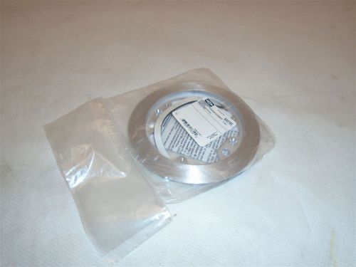 Hubbell sa3182 aluminum 5-1/4&#034; round duplex carpet flange new 1 lot of 9 for sale