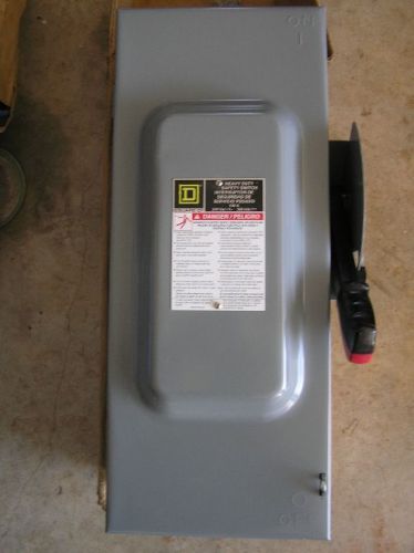 Square d h323n  60amp 240 volt 3ph  fusible safety disconnect for sale