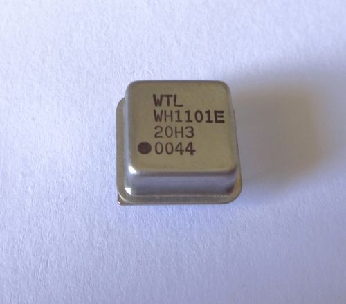 1 pc 20.000 MHz Oscillator with Output Control