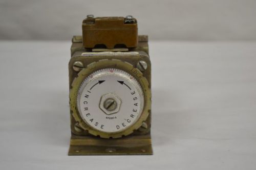 WESTINGHOUSE 1486567 TYPE AM TIME RELAY 120V-AC CONTROL D203621