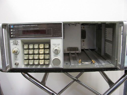 HEWLETT PACKARD 8660C SYNTHESIZED SIGNAL GENERATOR MAINFRAME (INCOMPLETE)
