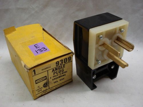 Hubbell Angle Plug,  30 Amp,  125 Volt,  2 Pole,  3 Wire,  Grounded,  9309,  NIB