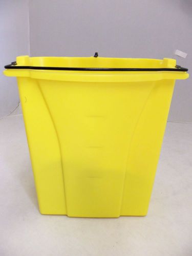 Rubbermaid commercial 9c74 dirty water bucket for wavebreak combo new yellow for sale