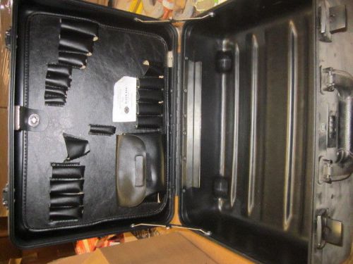 BLACK BOX FT-103A HARD SHELL CARRYING CASE USED