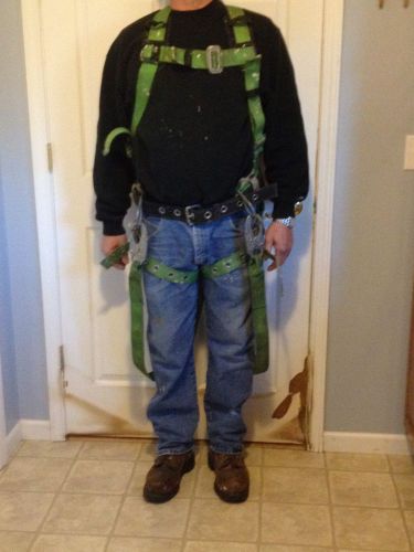 Safewaze apache 1711-l safety harness complete with lanyard for sale