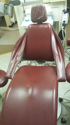 Functional dental chairs and delivery systems - excellent condition for sale