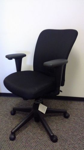 Haworth look swivel very good condition black on black task chair pre-owned for sale