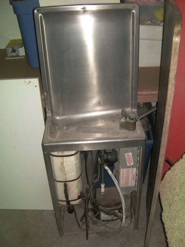 Wall mounted drinking water cooler fountain - used for sale