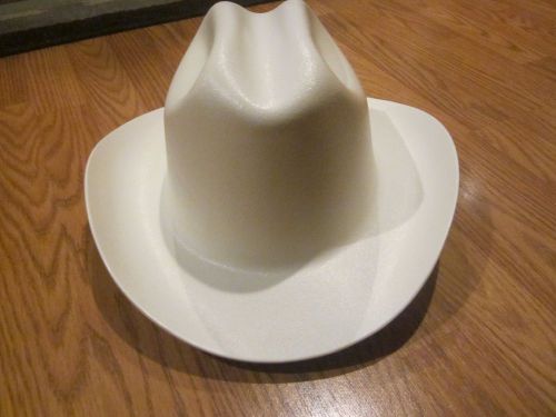 Western Outlaw Hard Hat medium 6 1/2-7 3/4 adjustable ivory/off white NWOT