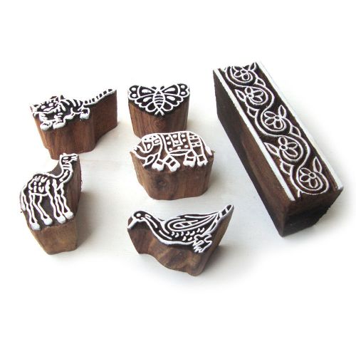Hand Carved Animal Pattern Wooden Block Tags (Set of 6)