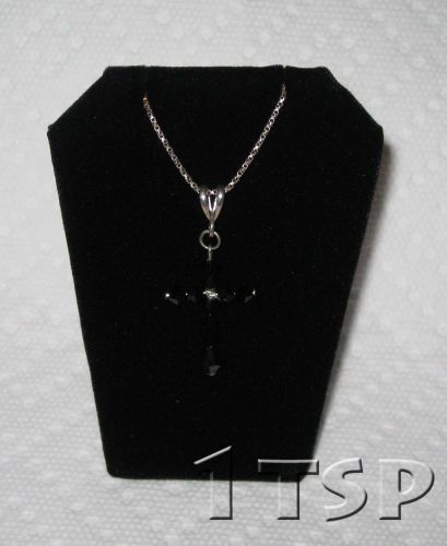 Small Black Velvet Necklace, Earring, Pendant Display
