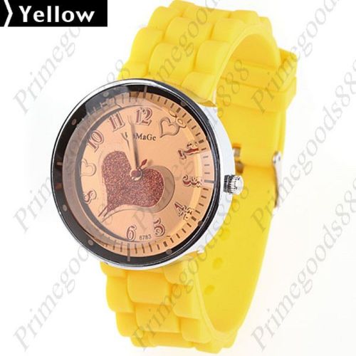 Round Case Rubber Heart Shaped Face Quartz Wrist Wristwatch Women&#039;s Yellow