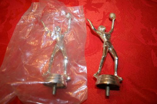 Vintage lot of 2 plastic trophy toppers female volleyball player 1978 5.5&#034;