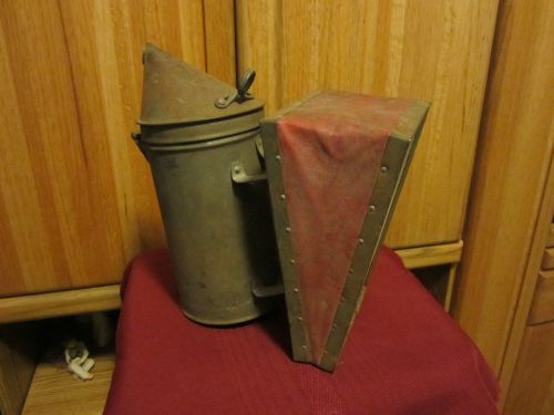 Vintage Antique bee hive smoker bellows original condition it works!
