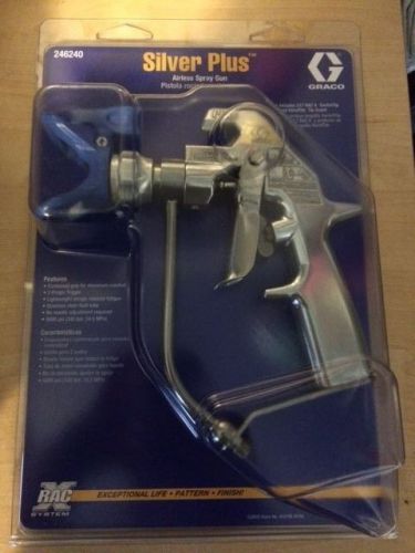 New graco silver plus airless spray gun 246240 517 rac x tip handtite tip guard for sale