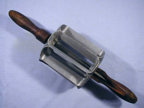 Houpt donut,  pastry cutter roller long john ~ 1 3/4 x 4&#034; made palestine, il for sale