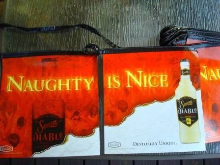 SAUZA DIABLO BEER &#034; NAUCHTY IS NICE &#034; HANGING BAR FLAGS ROPE -NEW