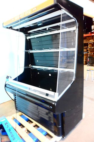 HEAVY DUTY COMMERCIAL &#034;HUSSMANN&#034; LIGHTED, REFRIGERATED DELI,BAKERY DISPLAY CASE