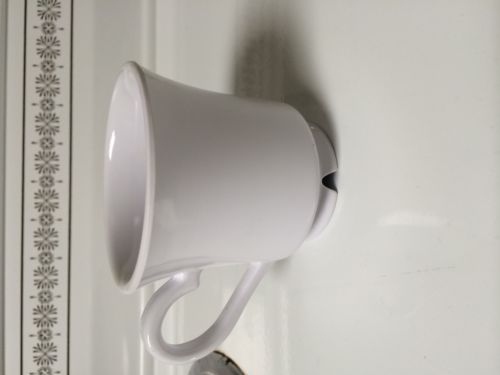 WHITE PLASTIC MUG