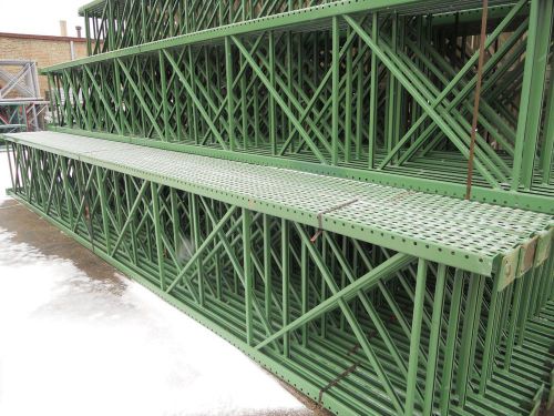 Used Teardrop Uprights 42&#034; x 26&#039; high, Chicago