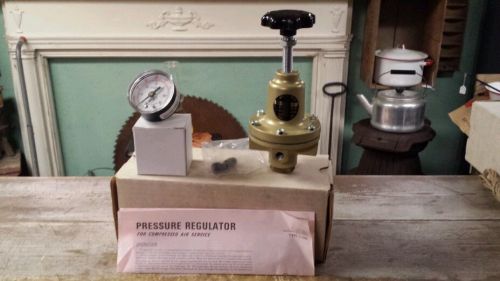 Norgren type 11-002-045 pressure regulator for compressed air service with gauge for sale