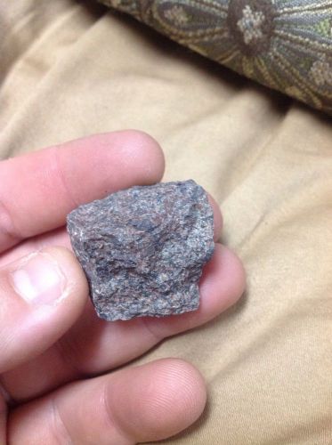 Pitchblende in uraninite: 102,500 cpm 22gm, geiger counter source for sale