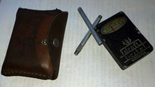 Well used vintage HVAC Tool Bacharach DRAFT RITE pocket draft gauge.