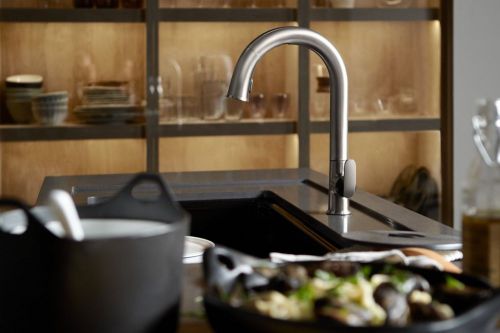 Kohler K-72218-CP Sensate Touchless Kitchen Faucet with DockNetik - Chrome