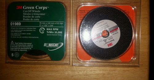 3M Green Corps 01989 3inch diameter x 1/32&#034; x 3/8&#034; 2 packages of 5 = 10 wheels