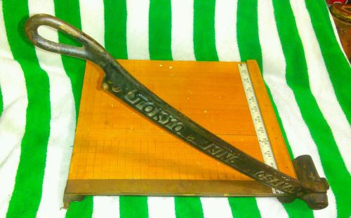 Vintage  TOKYO  KING  OSAKA  Guillotine 12&#034;  Paper  Cutter  wood  &amp;  cast  iron.