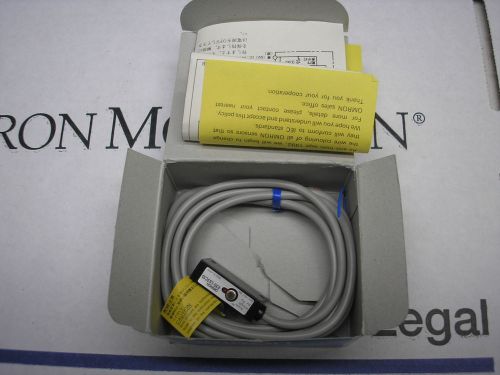 OMRON E3S-LS3C1D PHOTOELECTRIC SWITCH, NEW IN BOX*