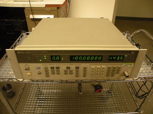 HP 8657A Signal Generator 0.1 - 1040 MHz