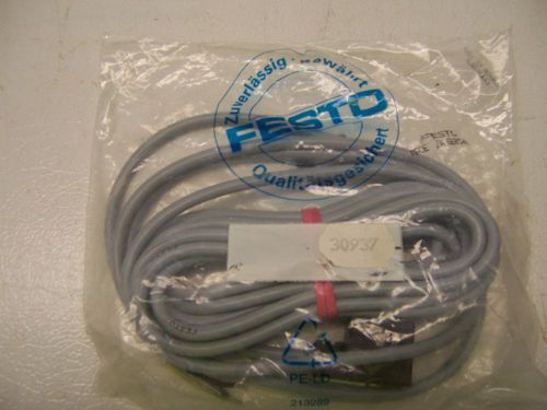 FESTO 30937 plug socket  with cable