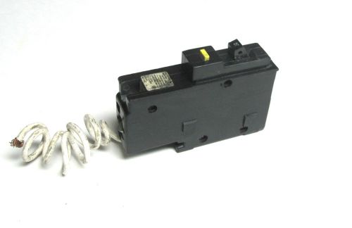 Square D Homeline 20A GFI Circuit Breaker Cat# HOM120GFI... L-06B