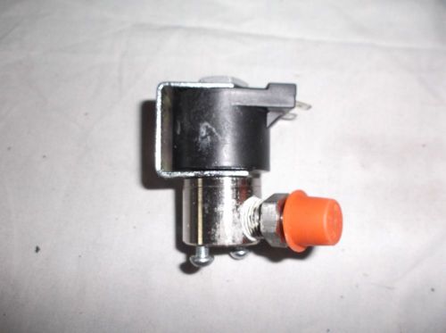 Bloomfield Solenoid Valve Part No. 82224 15 GPM Flow Rate 130 PSI 10 Watts 8810