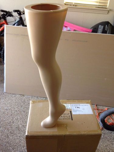 Plastic Female Thigh High Mannequin Leg