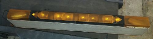 Whelen Edge Ultra and Edge 9000 strobe amber lightbars