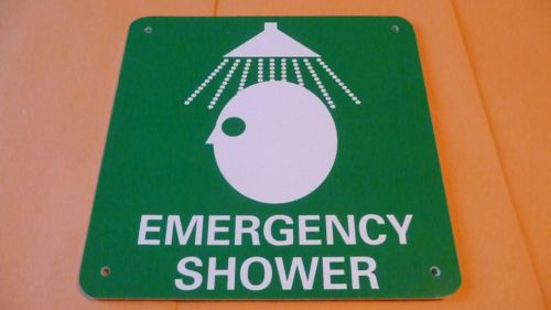 EMERGENCY SHOWER SIGNS Green 7 x 7 LOT OF 6