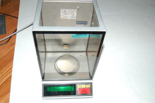 Sartorius digital lab scale balance analytical 1712 0.01 mg delta range 160g V94
