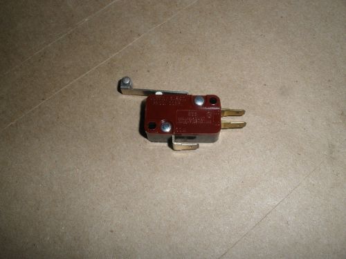 Vintage e33-50kx no nc light force roller snap limit switch nos cherry e33 usa for sale