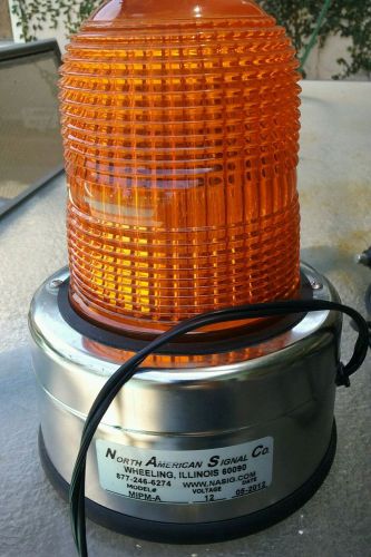NORTH AMERICAN SIGNAL CO. STROBE LIGHT MODEL # MIPM-A 10FT PLUG IN!!!
