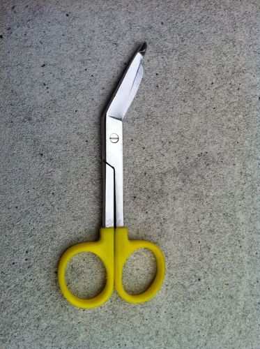 Lister Bandage Nurse Scissors 5.5&#034; Yellow  PLASTIC HANDLE