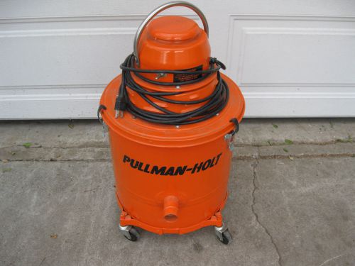 Pullman-Holt Model 86 Hepa Vacuum