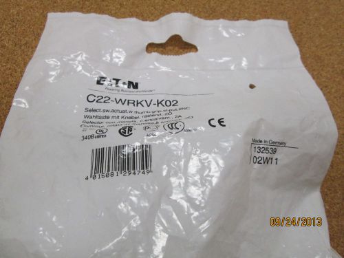 NEW EATON C22-WRKV-K02 SELECTOR SWITCH, 2 NORMALLY CLOSED CONTACTS, MAINTAINED.