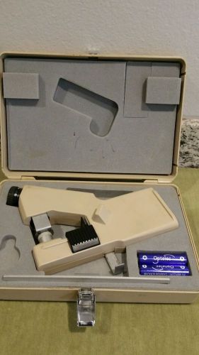 Pentax OHL-1 Lensometer with Case