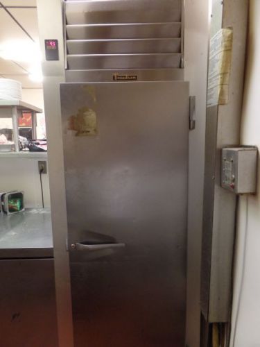 Traulsen G12010  Solid Door Reach in Freezer-Right Door 115 Stainless Steel