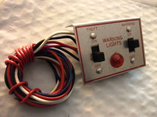 WARNING LIGHT SWITCH PANELS W/LIGHT FOR TRUCK OR AUTO       ( 122615 )