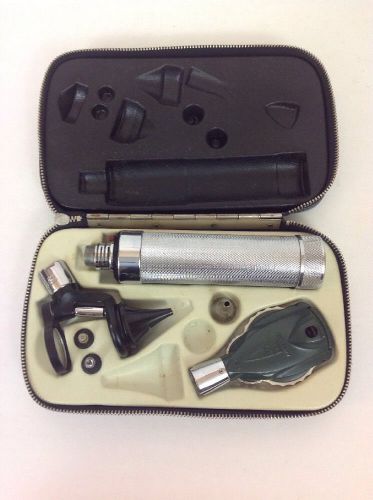 Vintage Welch Allyn Opthalmoscope Diagnostic Set/Throat Illuminator Otoscope