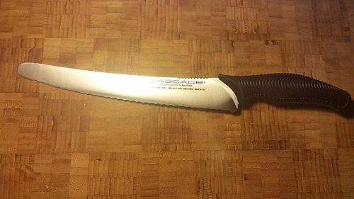 Ken Onion Cascade 9-Inch Scalloped Bread Knife. Model SB-42-BRED0900. 420HC Stee